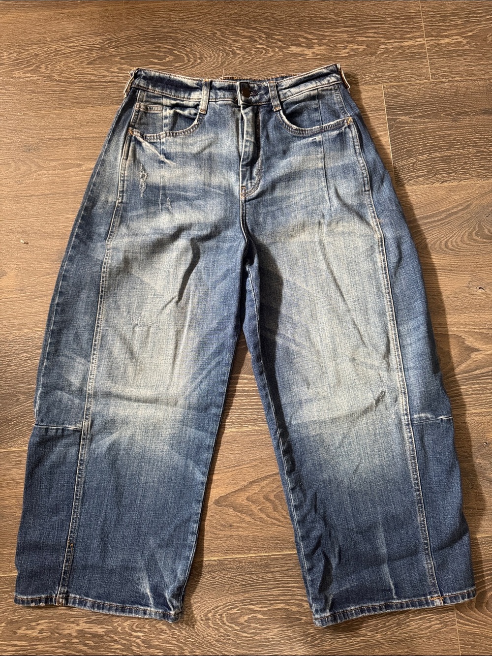 Anthropologie Pilcro Two-Tone Wide Leg Barrel Jeans in Blue